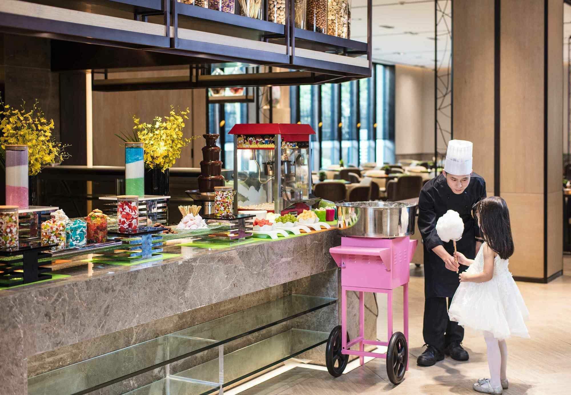Hotel Courtyard By Marriott International Tourism And Zone